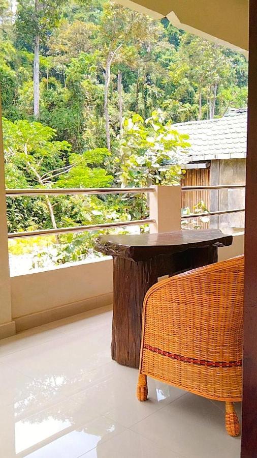 Raja Guest House - Jungle Trekking & Tours Bukit Lawang Sumatra المظهر الخارجي الصورة