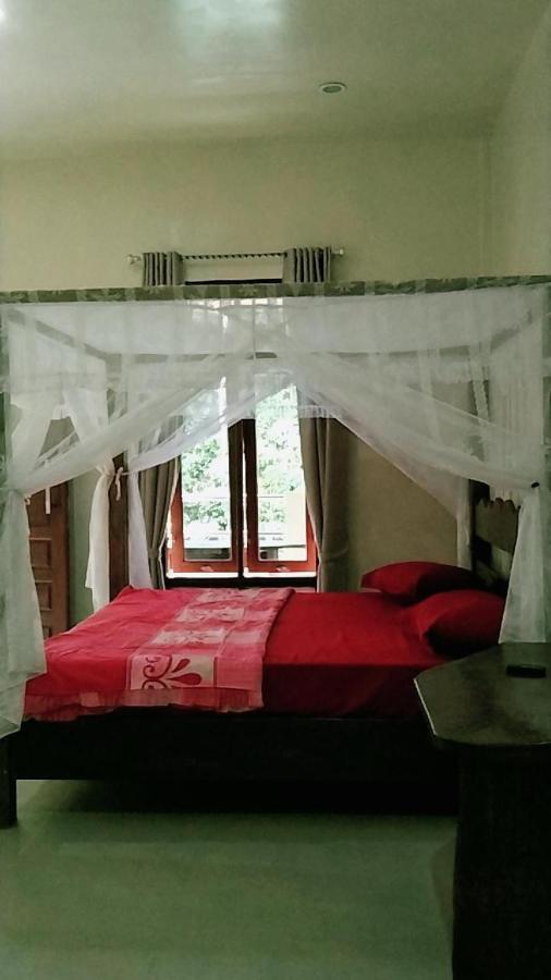 Raja Guest House - Jungle Trekking & Tours Bukit Lawang Sumatra المظهر الخارجي الصورة