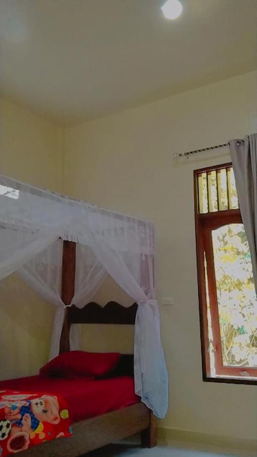 Raja Guest House - Jungle Trekking & Tours Bukit Lawang Sumatra المظهر الخارجي الصورة